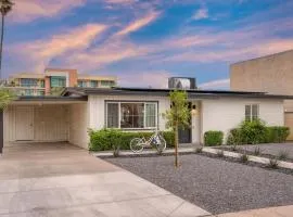 Coronado by AvantStay Chic Desert Escape with Beautiful Spacious Yard