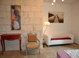 chambre d hote spacieuse avec cour junas gard