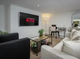 Blackpool Central Springfield Apartments Spacious Comfort