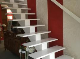 Les Jardins d Isaac rue de la Musardière, Hotel in Le Mans