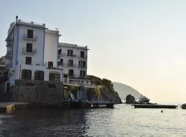 Hotel Rocce Azzurre