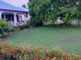 Appartement Ixora - Petit-Canal, family hotel in Petit-Canal