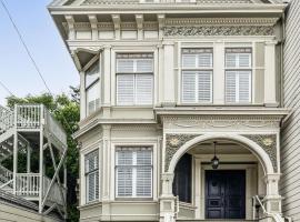 Historic & Charming Victorian Home Sleeps 11, üdülőház San Franciscóban