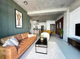 Spacious & Classy apartment in Santa Elena, готель у місті Antiguo Cuscatlán