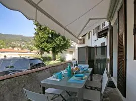 Elizabeth House-100m lake & priv parking - Happy Rentals