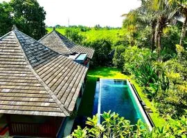 Tranquil 4BR Villa Tanah Lot