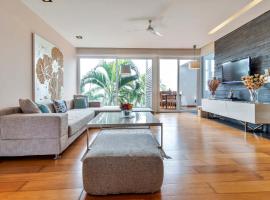 StayVista at Acacia Skies with Beach View & Kitchen Access, hotel din Vasco Da Gama