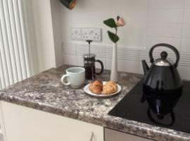 Forest Heath Holidays - The Nook, hotel di Ringwood