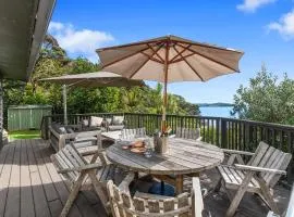 Kereru Cottage - Matapouri Holiday Home