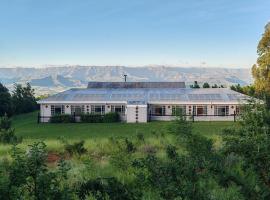 Drakensberg Mountain Retreat Barn House, cabaña o casa de campo en Bergville