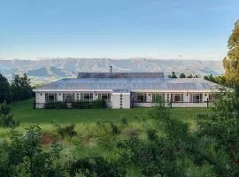 Drakensberg Mountain Retreat Barn House