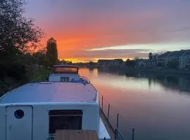 Péniche à 25 mn de Paris