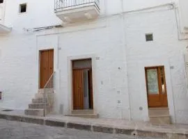 Cummersa Mazzini casa tipica nel Centro storico DI Locorotondo