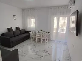 Nuevo apartamento cerca del mar