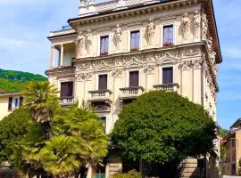 New Lake View apartment in Historic Palace