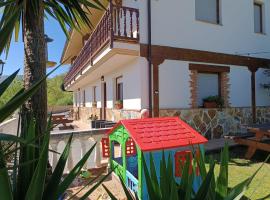 Apartamentos la Escuela en Cantabria, Familienhotel in Villegar