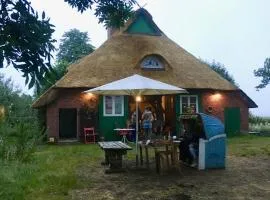 Kleine Einliegerwohnung oder Zimmer im Reetdachhaus
