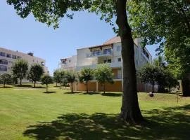 Apartment Jardins de Pontaillac-5 by Interhome