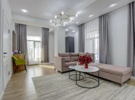 Aisha Hotel