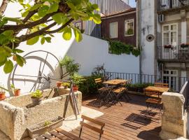 Porto Lounge Hostel & Guesthouse by Host Wise, Hotel in Porto