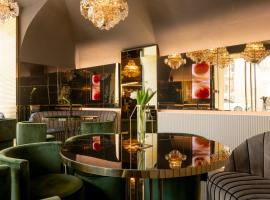 Bra Hotel, hotel com piscina em Bari