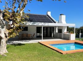 Chasselas Self Catering, holiday home in Cape Town