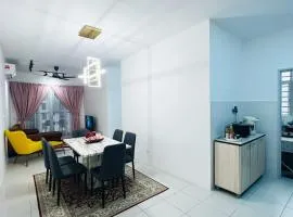 Cozy 3 Rooms , KLCC view , 100 mbps WIFI , Netflix by Noon's Homestay