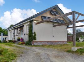 Nice Home In Marcillac-la-croisille With Wi-fi: Marcillac-la-Croisille şehrinde bir tatil evi