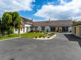 Stunning Apartment In Amblainville