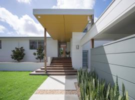 Diamond Beach House beachfront pool pets, hotel em Diamond Beach