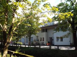 Ferienwohnung Lahnbachallee, Schwaz, hotel v destinaci Schwaz