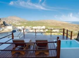 Santorini Rooftop Hot Tub Suite with Panoramic Views, viešbutis mieste Akrotyris