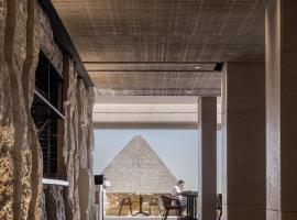 Pyra Hospitality West Pyramids Cairo, hotelli Kairossa alueella Giza
