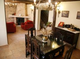 Casa El Artesano: Milagros'ta bir aile oteli
