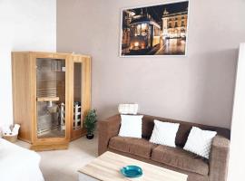 Studio with shared pool sauna and furnished terrace at Quinta do Anjo, hotell i Quinta do Anjo