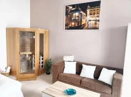 Cozy studio in Quinta do Anjo 48 m² with shared sauna