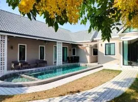 BRAND-NEW! The Private PoolVilla /4BR byน้องมังคุด