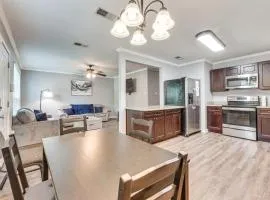 Baton Rouge Home with Yard about 14 Mi to Downtown!
