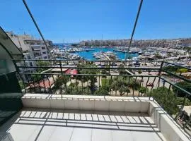 Piraeus center sea view apartment