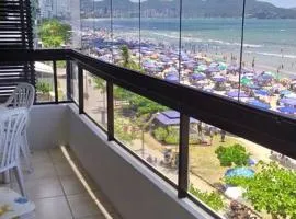 Apartamento de frente para o mar