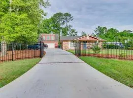 Charming Bluffton Vacation Home with Yard!