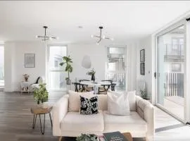 Scandi Style Flat in London with Private Terrace