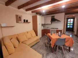Il Cortiletto Mountain Lake Iseo Hospitality