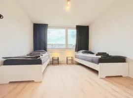 Home4Now DOR02 Monteursunterkunft in Dormagen I 3 Schlafzimmer für 6 Personen I Küche I SmartTV I WiFi