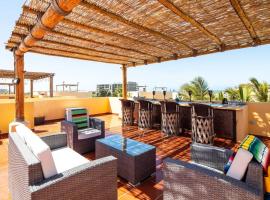 8B Cerritos Beach Luxury, Lrg Pool and Oceanview Deck, Hotel mit Parkplatz in San Carlos