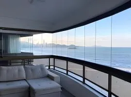 Frente mar, espaço e conforto