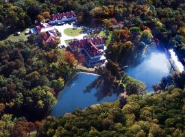 Pałac Żelechów Spa & Wellness, viešbutis su vietomis automobiliams mieste Żelechów