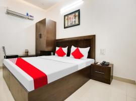 Super OYO Flagship King Star Residency, готель у місті Бхатинда
