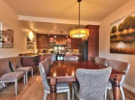Deer Valley Aspens- Central Location, Luxury Mountain Modern, Amazing Views!