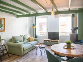 Charming town house in the heart of Suquet, hotel v Cannes